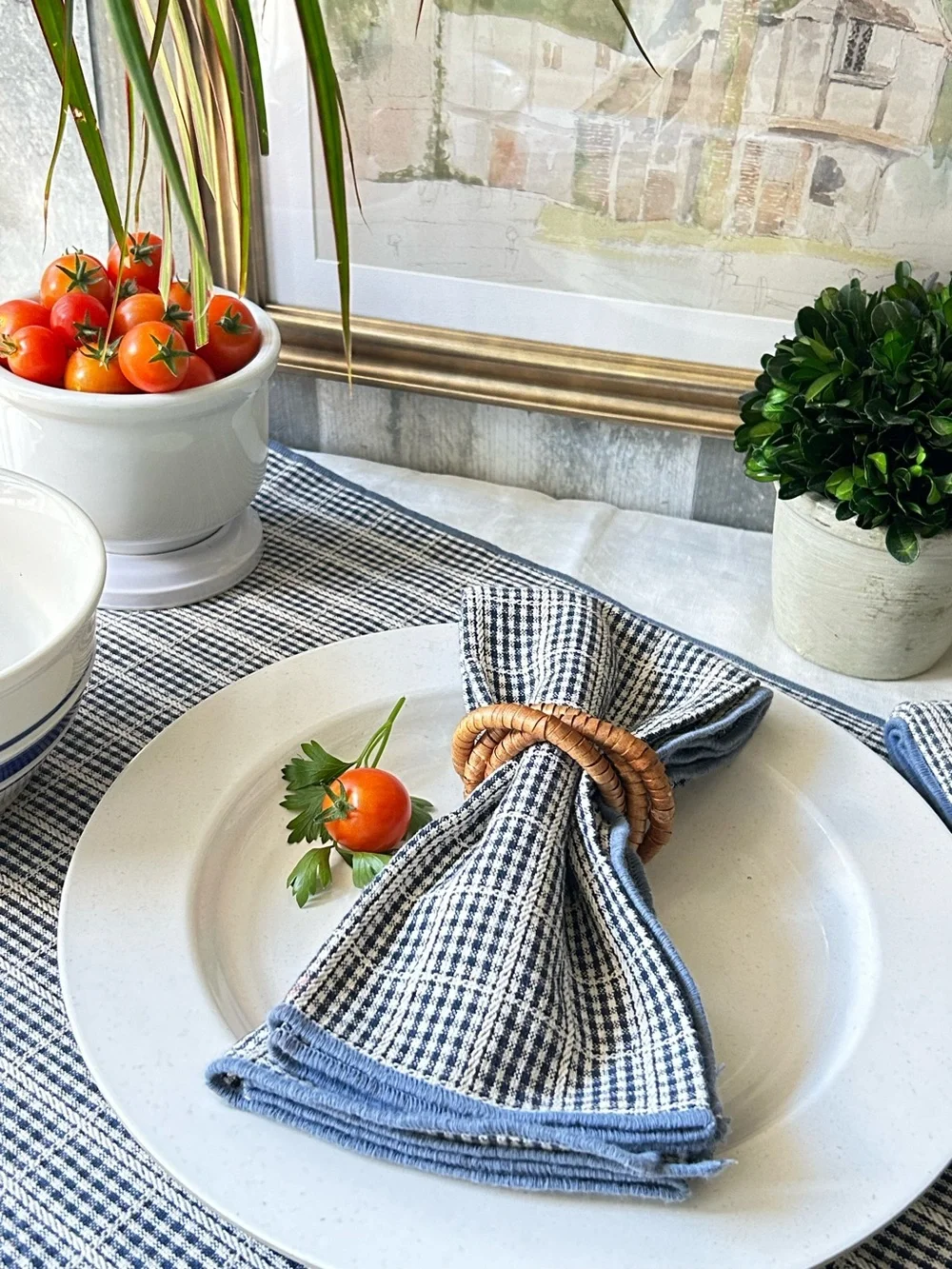 🌴Stylish Hearth &  Hand Plaid Navy Blue and White Set of 4 Cloth Napkins